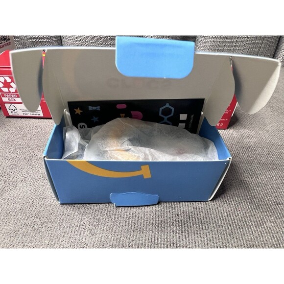 McDonalds Crocs Happy Meal Lot Mini Key Chains Toy 2024 Lot Open Box - Picture 5 of 8